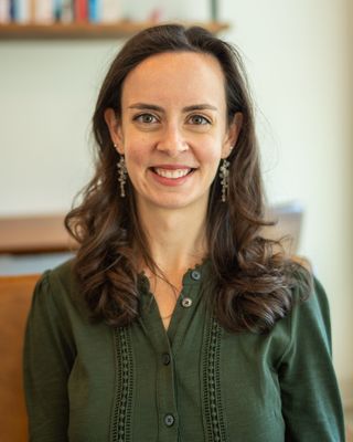 Julia Linger