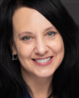 Lisa L. VanVleet