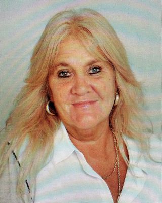 Gina Arnold