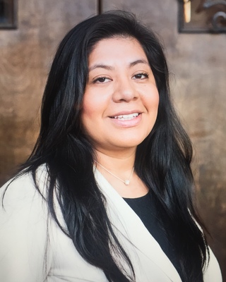 Diana Siguenza-Lizarde