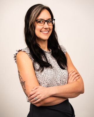 Leslie Worth