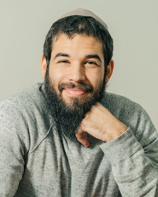 Elisha Naiditch