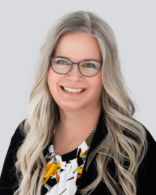 Jeanie Winstrom