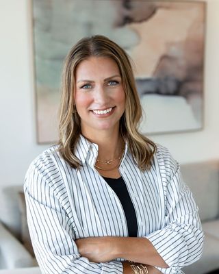 Erin Nixon