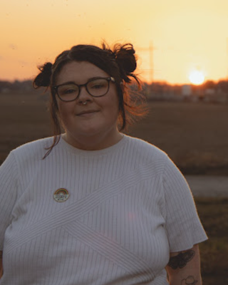 Molly Thomas