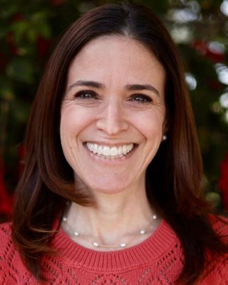 Lynsey Cohn
