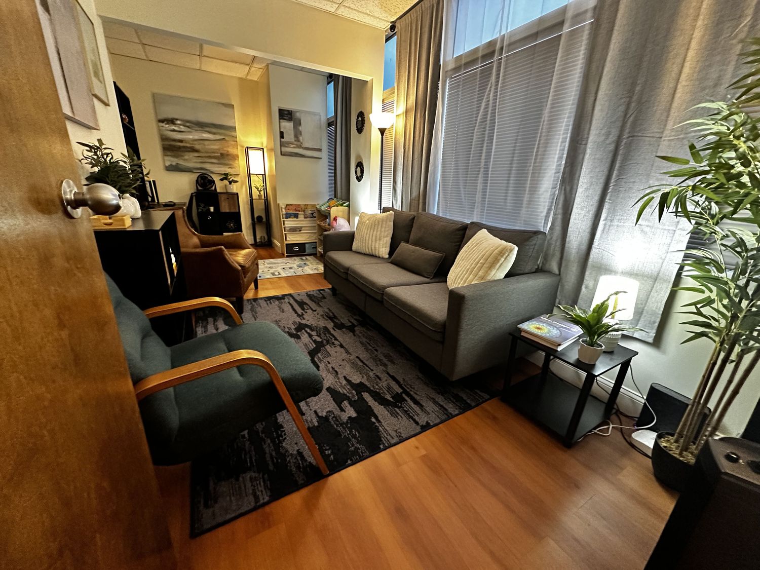 Photo 8