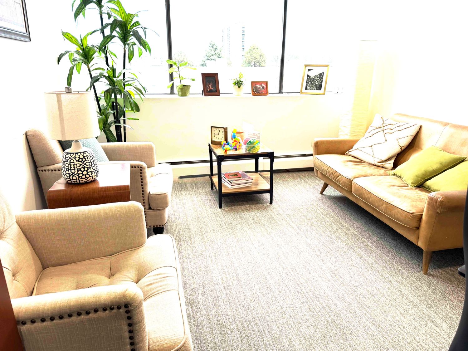 Photo 1