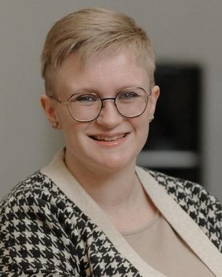 Chloe Elise Kieser