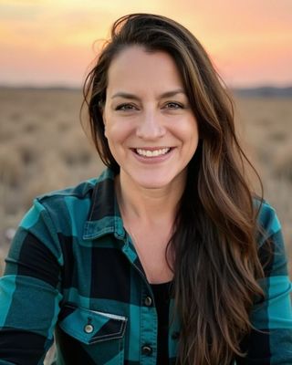 Lyndsy Mirasola