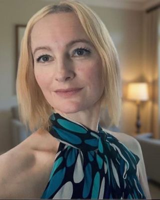 Stephanie Hale